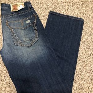 NWT men’s jeans by Decree.  32X34. Slim straight.  Retails for $50